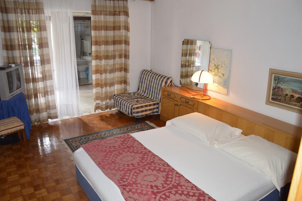 Ferienwohnung Hous Mira Poreč Zimmer foto